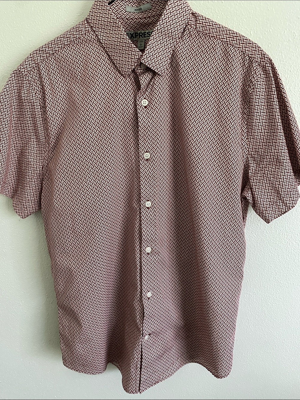 Express Men’s Short Sleeve Button-Down Shirt - Burgundy Pattern